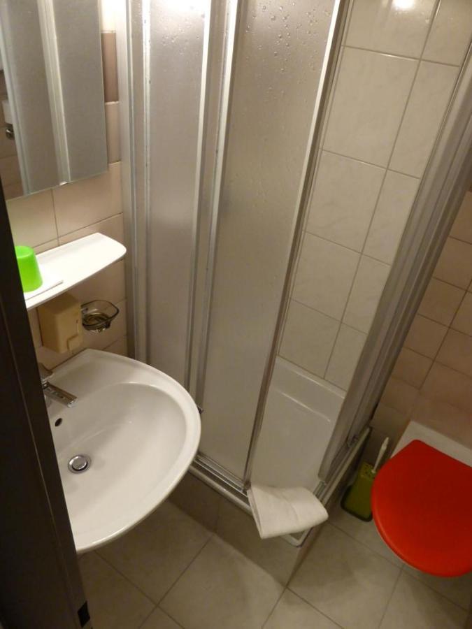 Hotel Lyssach Buitenkant foto